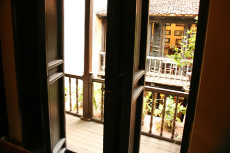 Bi quyet phong thuy cho nha ong - Anh 1