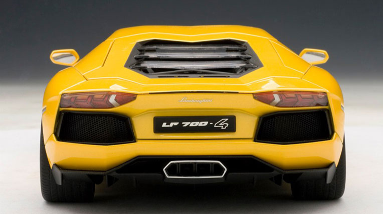 Hình ảnh Lamborghini Aventador “phiên bản thu nhỏ” giá chỉ hơn 4 triệu đồng số 8