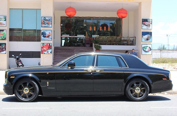 Rolls-Royce Phantom mạ vàng, Rolls-Royce Phantom, đại gia Quảng Ninh