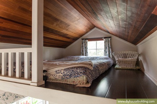 Ngôi nhà 17m² thoáng đãng đến bất ngờ do chính tay người chồng làm tặng vợ